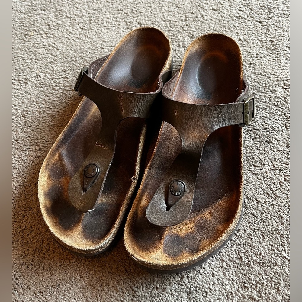 Birkenstock Women's size 39 Gizeh Footbed Sandals